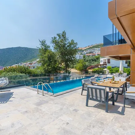 Kalkan Port Villa